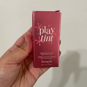 Benefit play tint